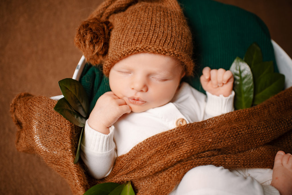 NEWBORN фотосессия. Профессиональная съёмка малыша в Рязани или Москве. Фотограф Тенетко Надажда.